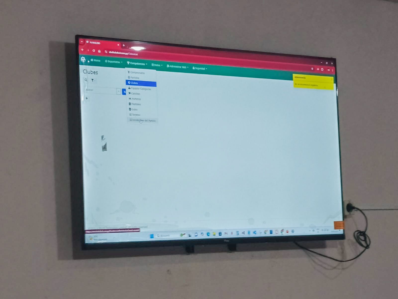 Retro Wide Bracelet Set With Simple Geometric Opening And Round Beads Alloy Material Electroplating Treatment For Women2